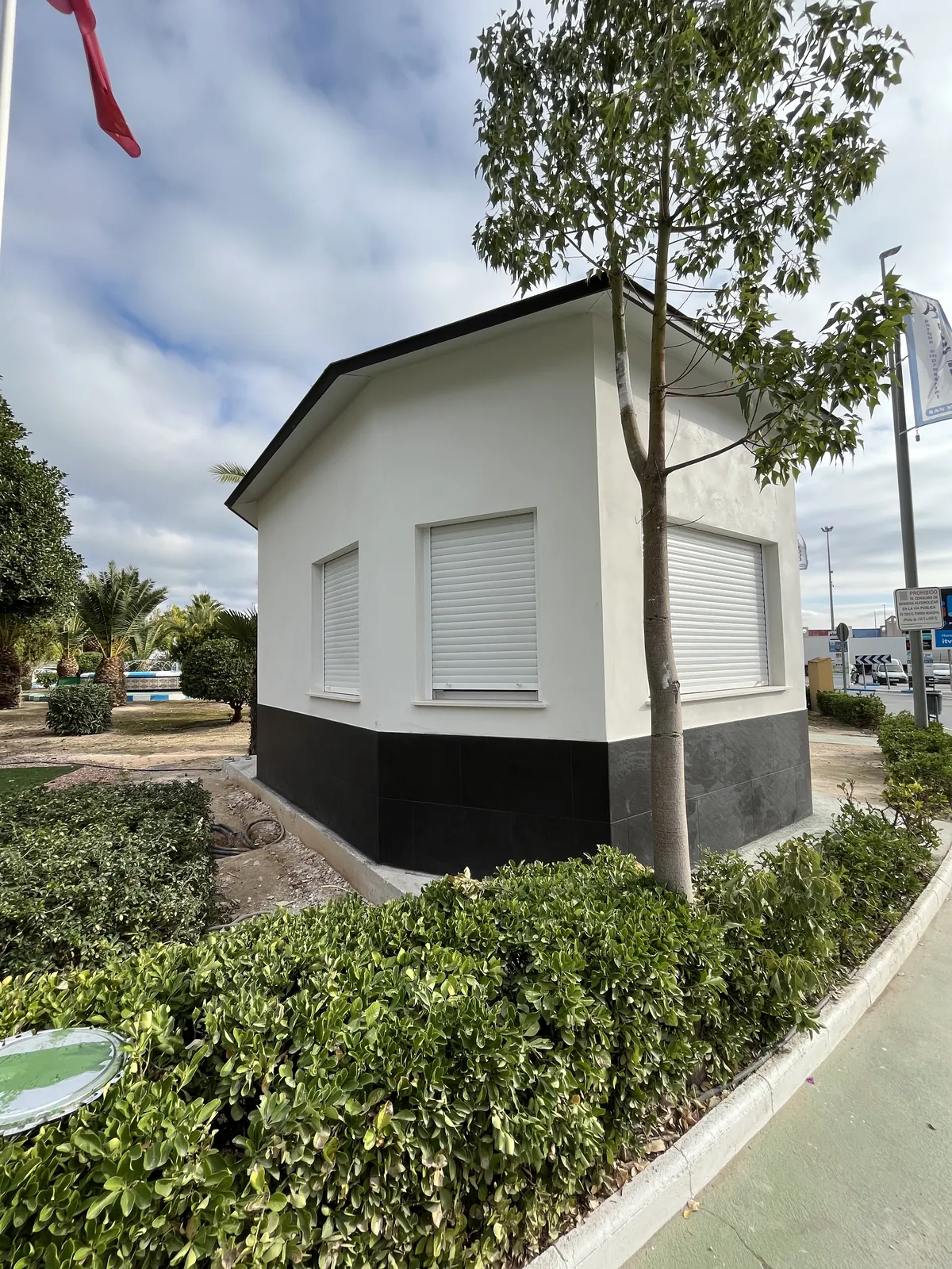 Caseta técnica, cerramiento completo